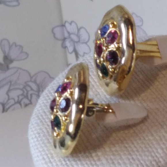 Lovely Vintage Gold toned,Multi Coloured Stone,Clip on Earrings - Picture 7 of 9